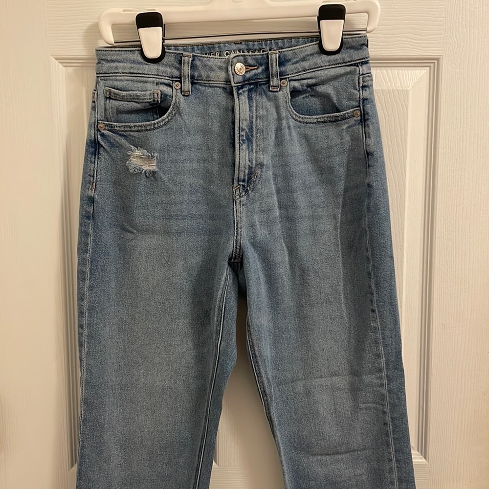 American Eagle Mom Jean